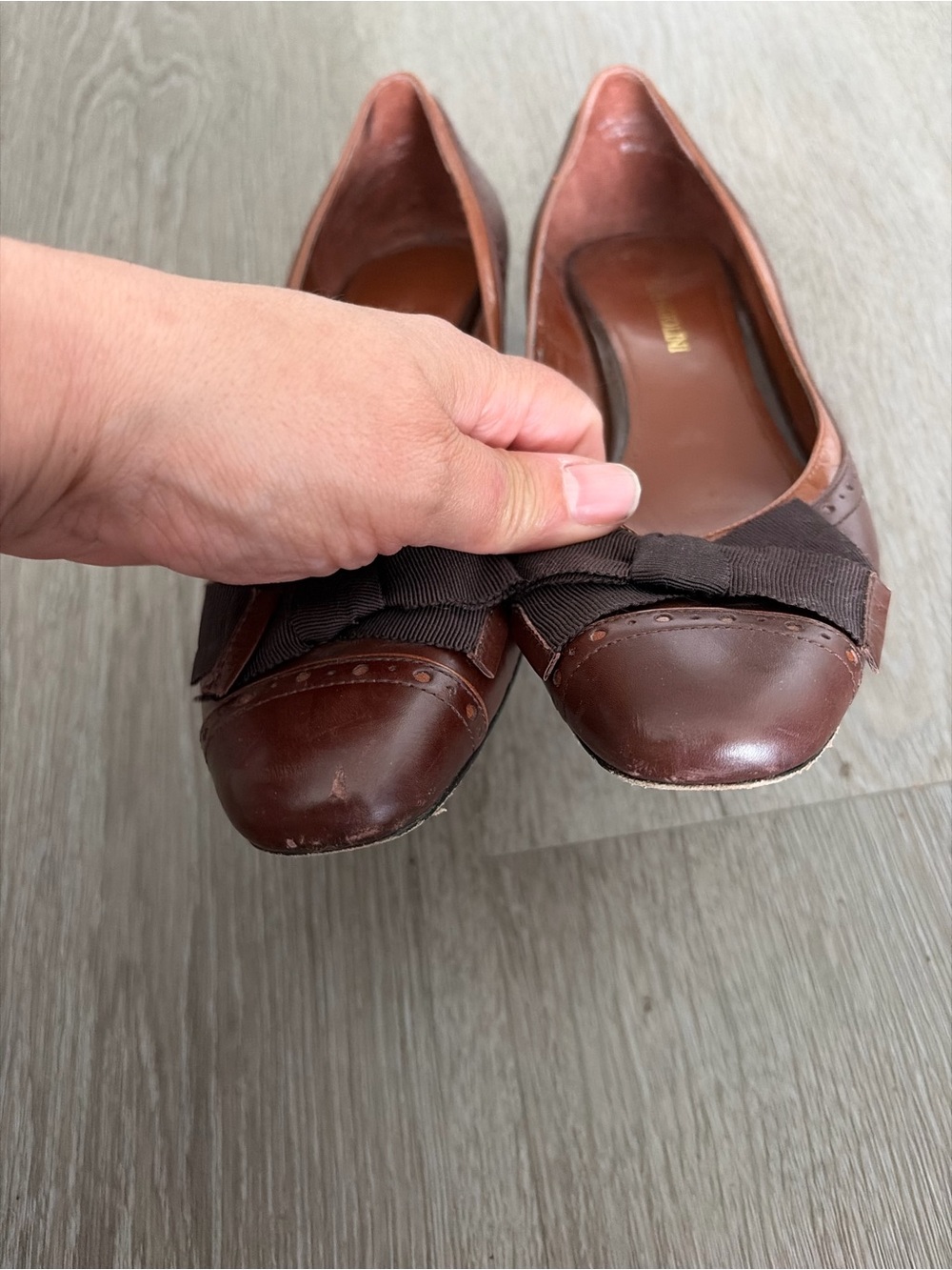 Enzo Angiolini Brown Leather kitten Low Heel Pumps with Bow - Picture 3 of 6